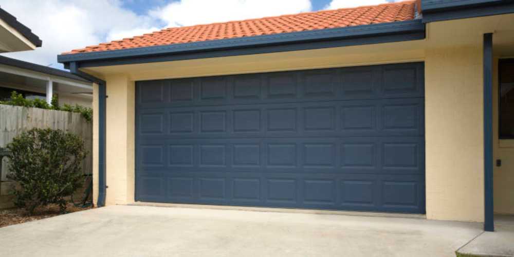 DIY Garage Door Maintenance Tips for Homeowners